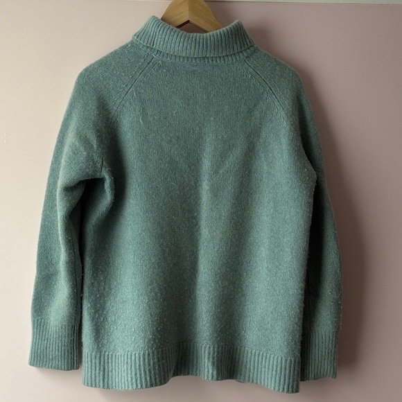 Garnet Hill Soft Thick Blue 100% Cashmere Sweater M - Picture 5 of 7